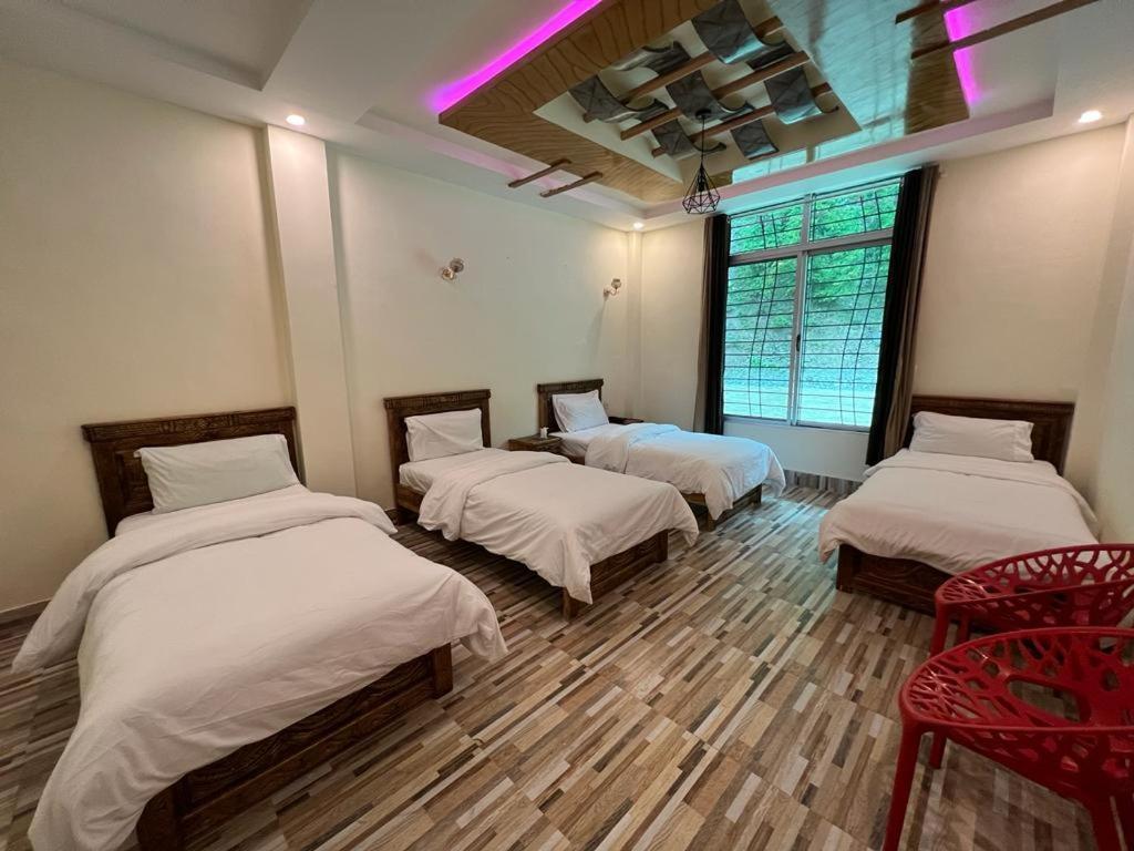 Hotel Birmingham Palace Kalam By Khan Familia Екстер'єр фото